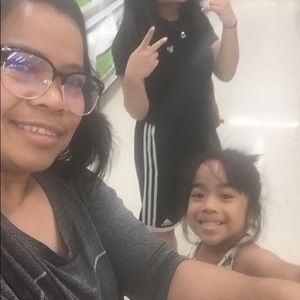 Meet your Posher, Marissa